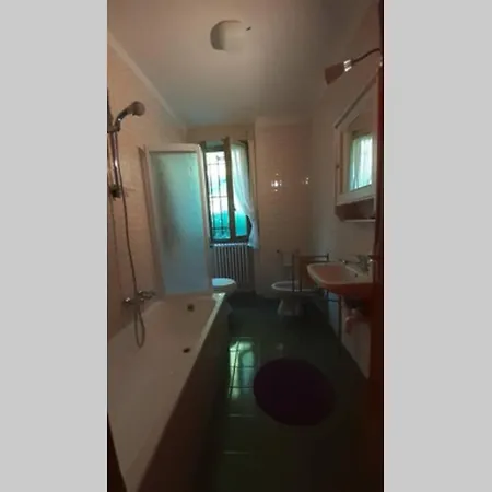 La Maisonnette A Les Fleurs-pila Con Vista Villa