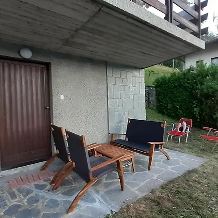 La Maisonnette A Les Fleurs-pila Con Vista Villa