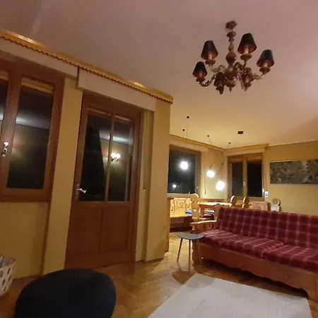 La Maisonnette A Les Fleurs-pila Con Vista