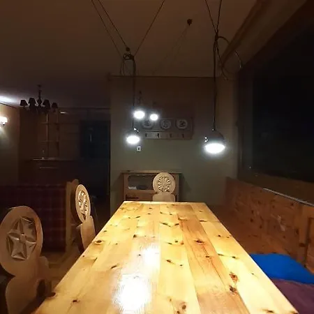 La Maisonnette A Les Fleurs-pila Con Vista *