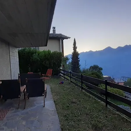 La Maisonnette à Les Fleurs-pila Con Vista